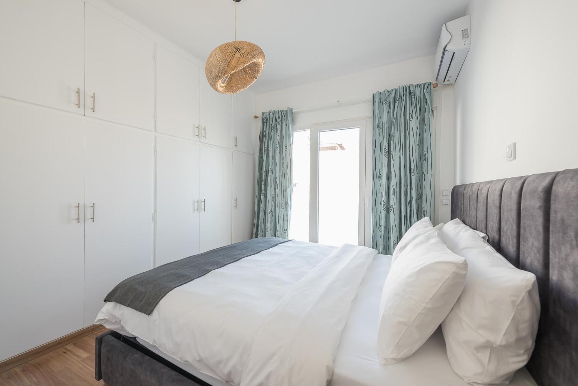 Kastela's Harbor Retreat With Jacuzzi