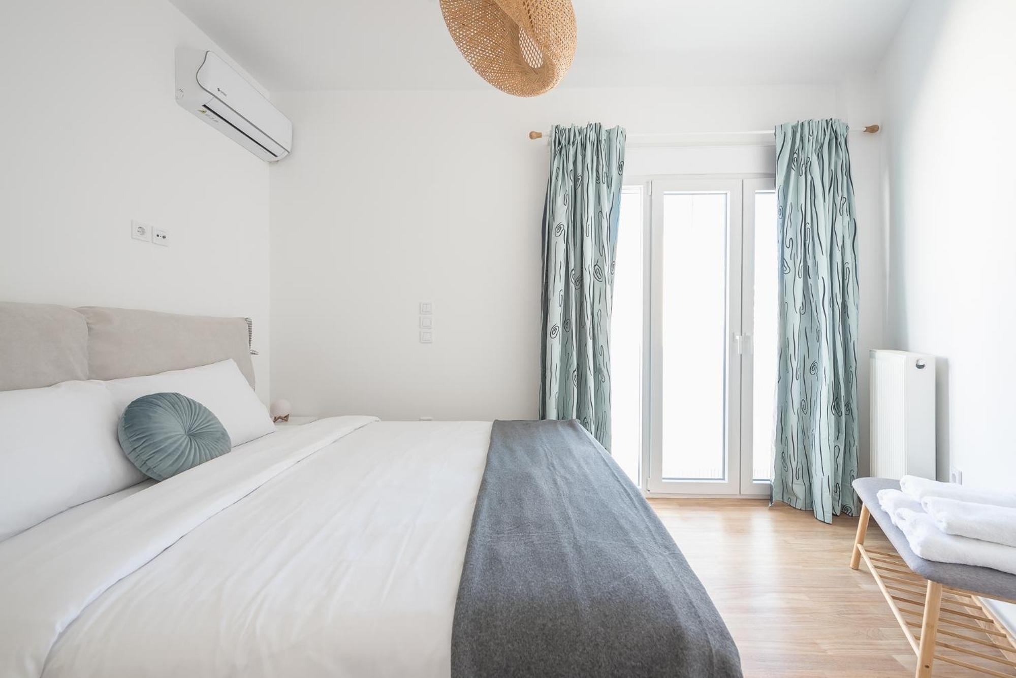 Kastela's Harbor Retreat With Jacuzzi