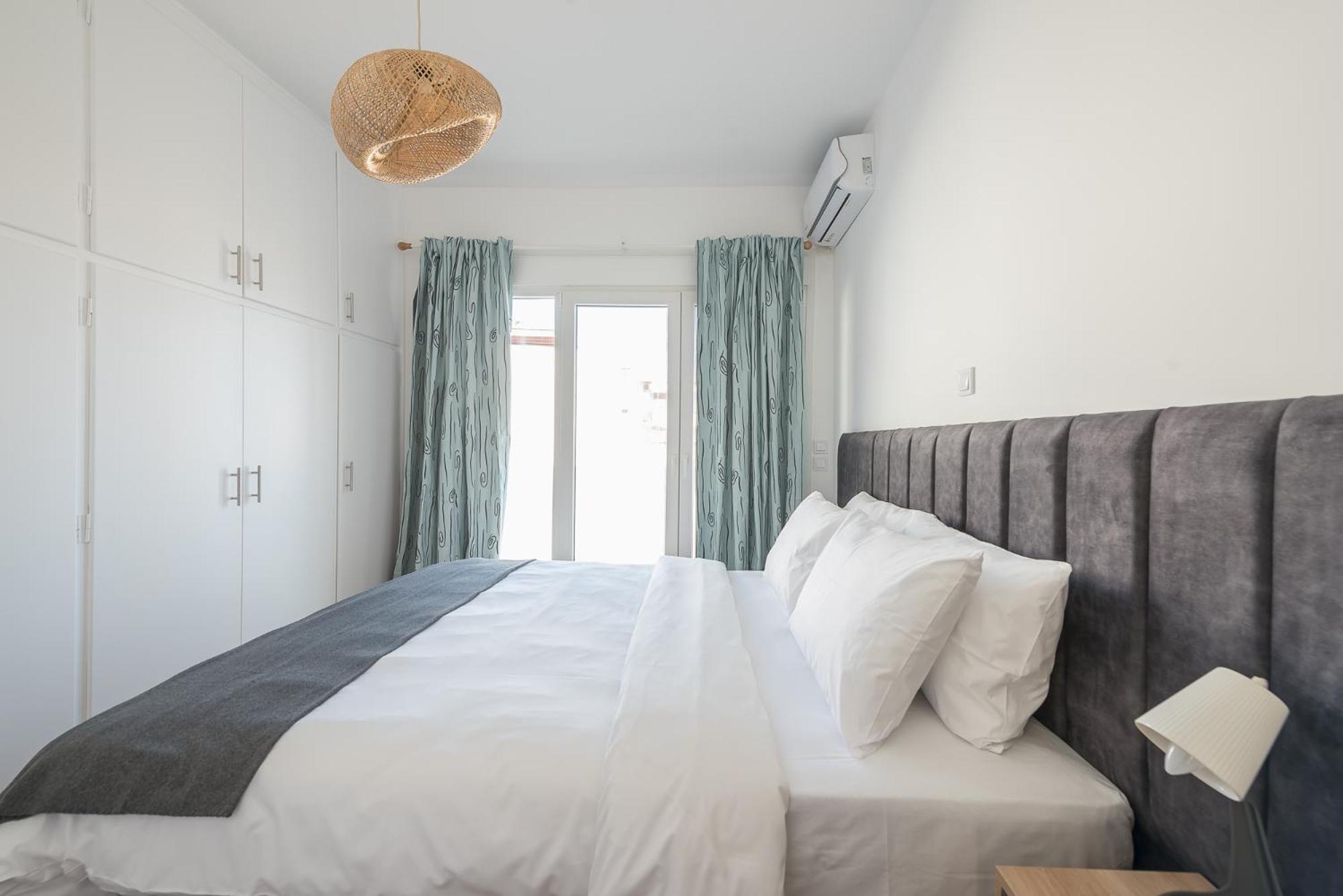 Kastela's Harbor Retreat With Jacuzzi