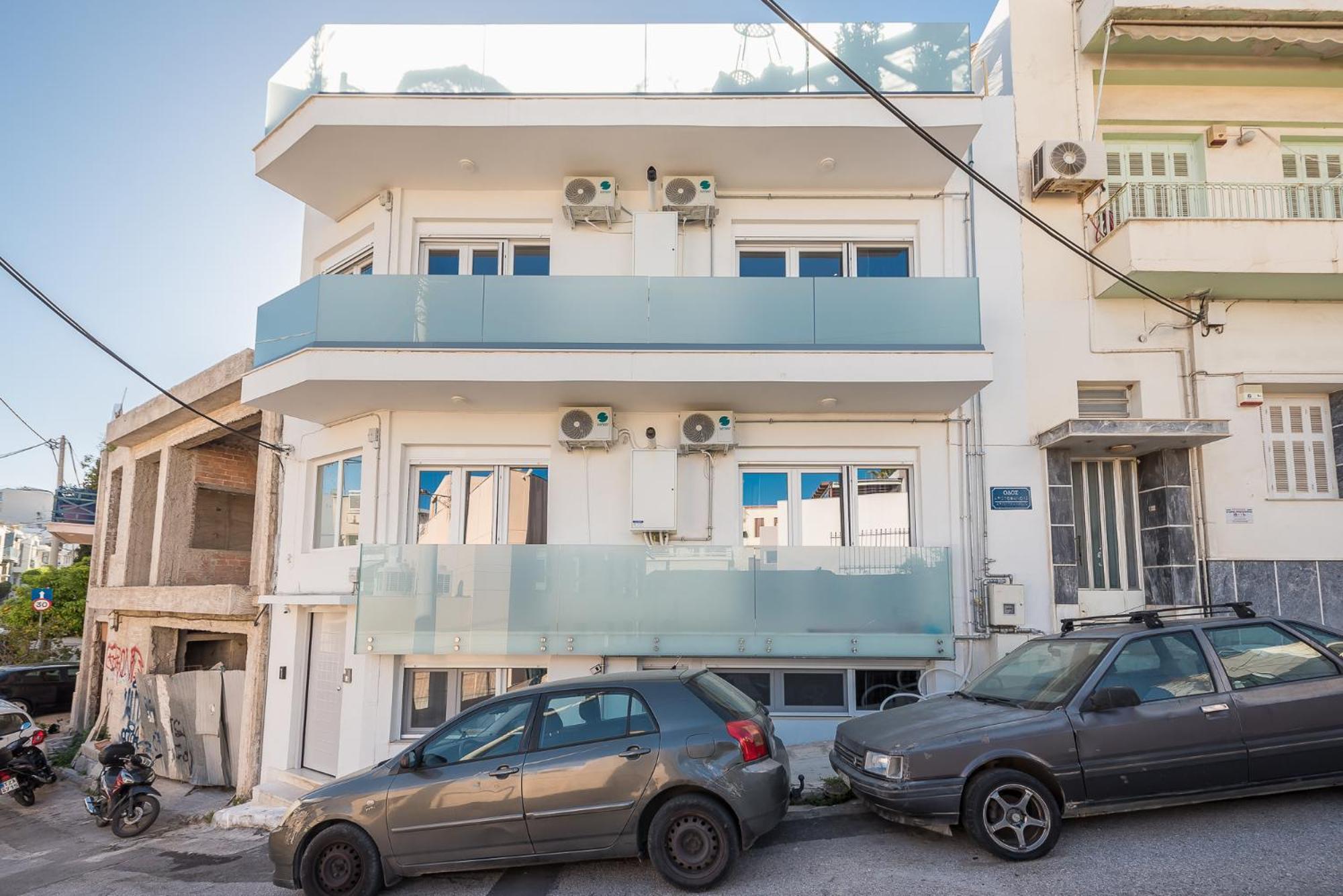 Apartment Kastela's Harbor Retreat With Jacuzzi Piraeus