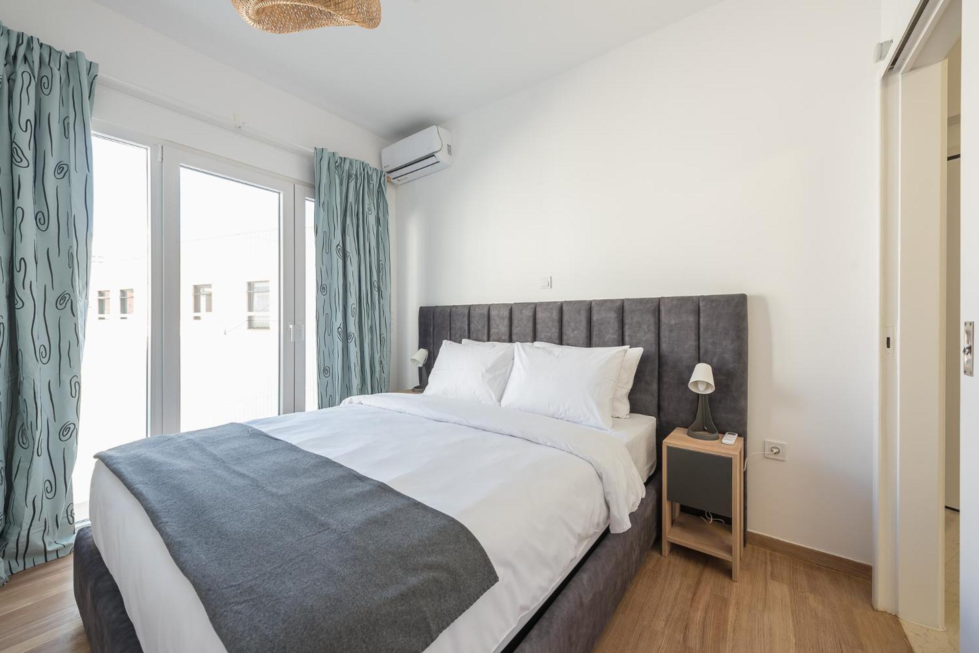 Kastela's Harbor Retreat With Jacuzzi