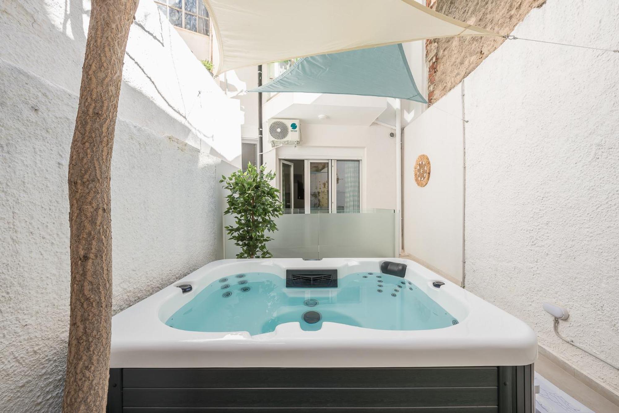 Apartment Kastela's Harbor Retreat With Jacuzzi *